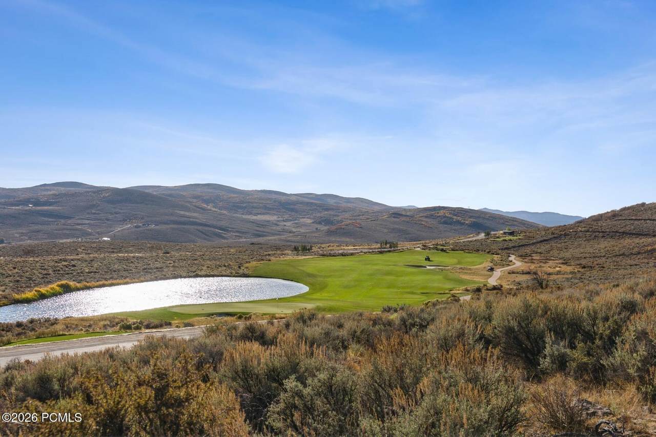https://bt-photos.global.ssl.fastly.net/parkcity/1280_boomver_1_12603299-2.jpg