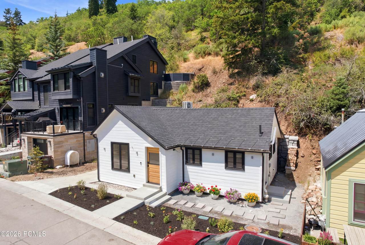 https://bt-photos.global.ssl.fastly.net/parkcity/1280_boomver_1_12603349-2.jpg