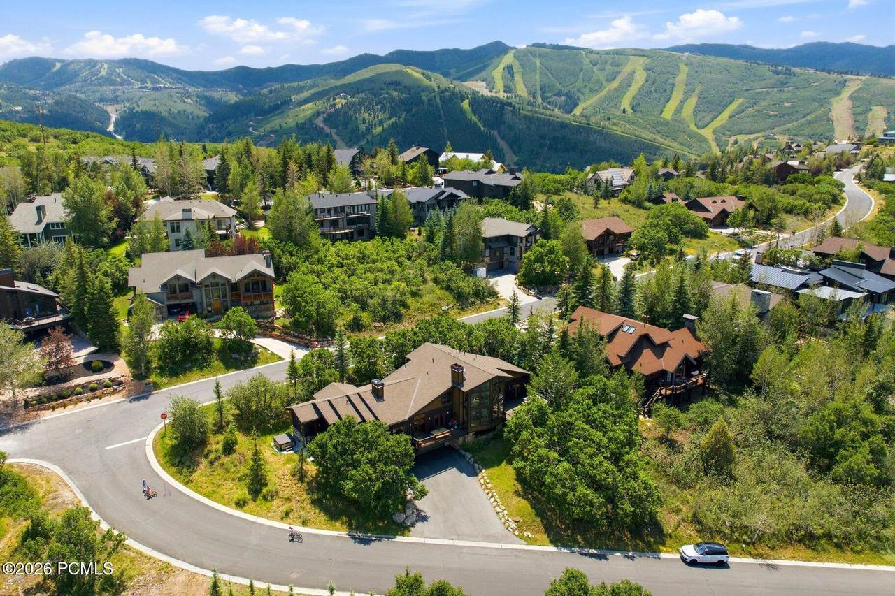 https://bt-photos.global.ssl.fastly.net/parkcity/1280_boomver_1_12603376-2.jpg