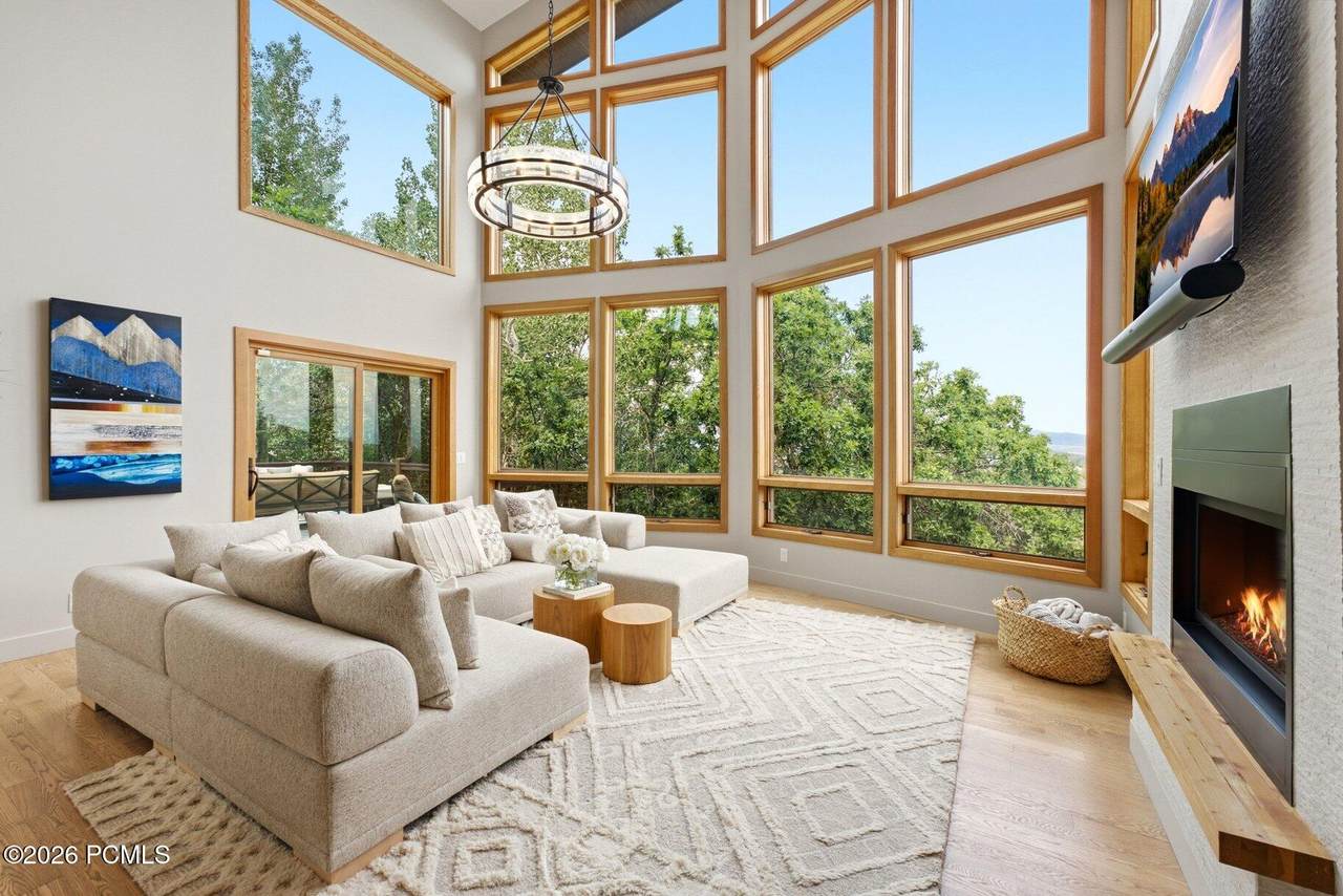 https://bt-photos.global.ssl.fastly.net/parkcity/1280_boomver_1_12603376-2.jpg
