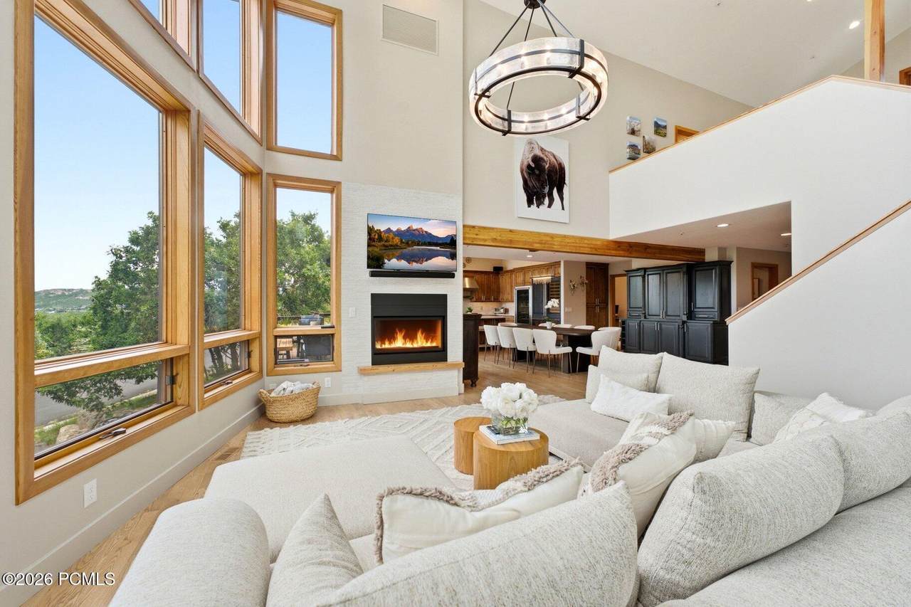 https://bt-photos.global.ssl.fastly.net/parkcity/1280_boomver_1_12603376-2.jpg