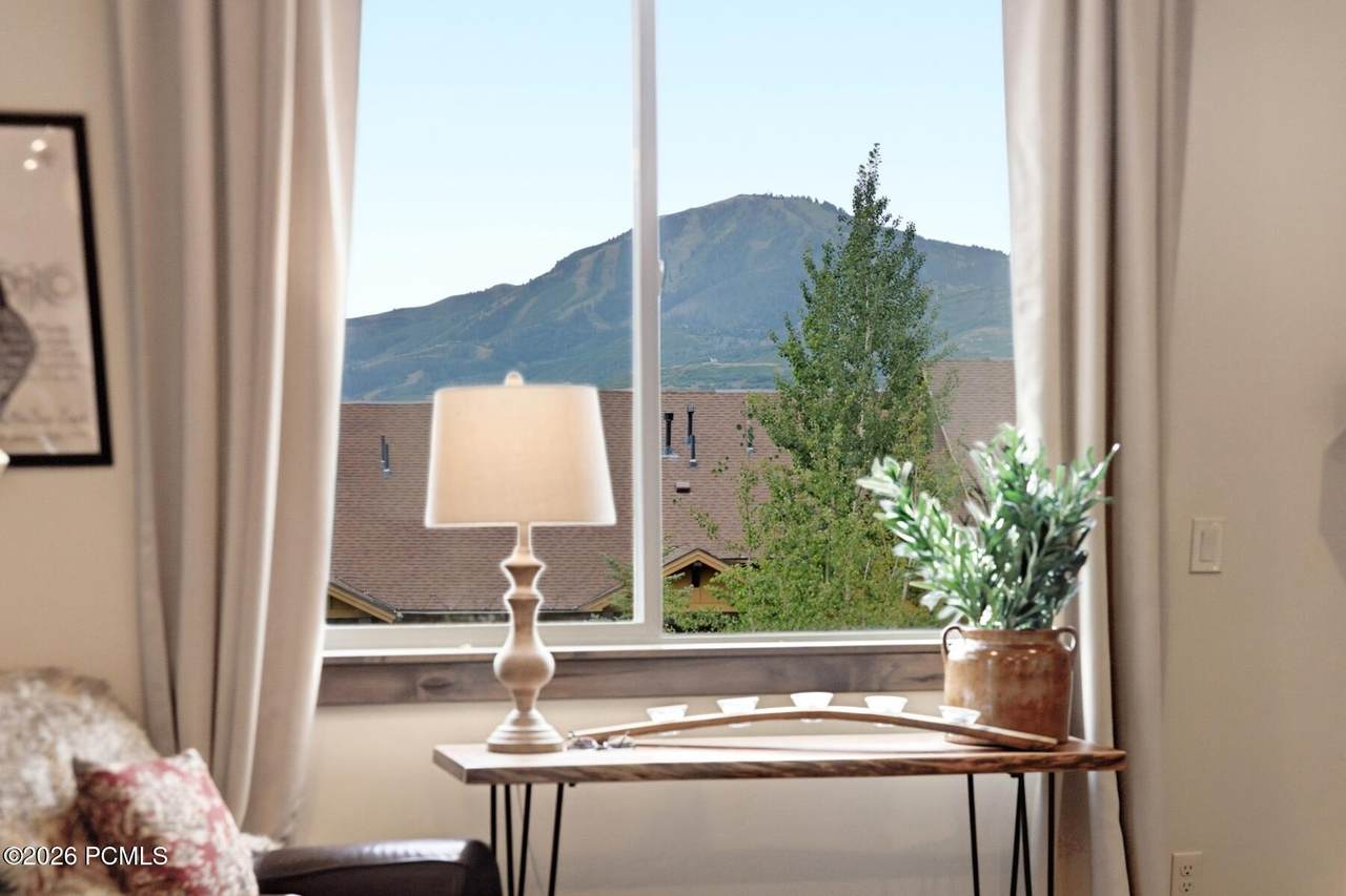 https://bt-photos.global.ssl.fastly.net/parkcity/1280_boomver_1_12603381-2.jpg