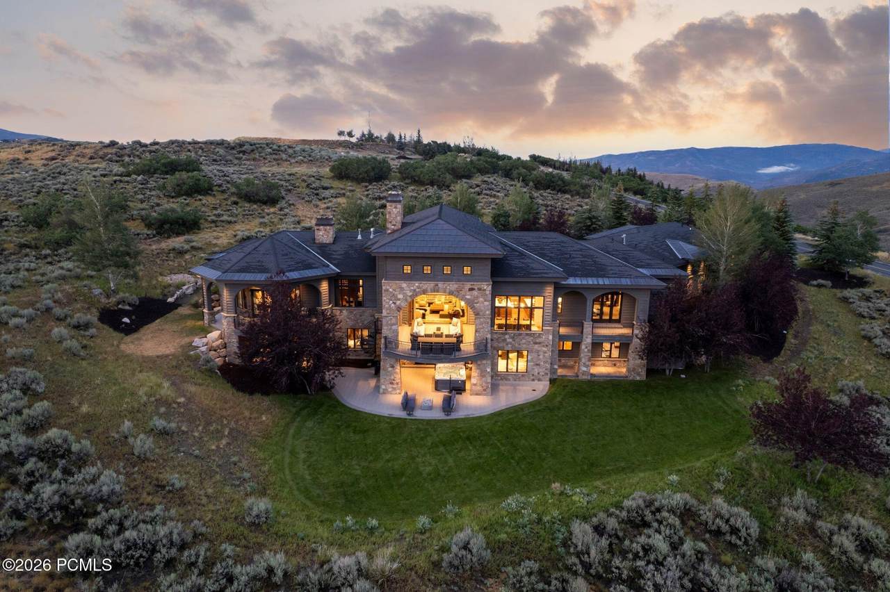 https://bt-photos.global.ssl.fastly.net/parkcity/1280_boomver_1_12603411-2.jpg