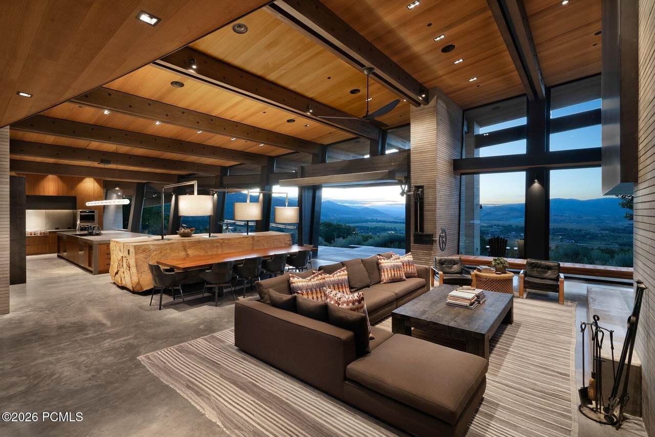 https://bt-photos.global.ssl.fastly.net/parkcity/1280_boomver_1_12603442-2.jpg