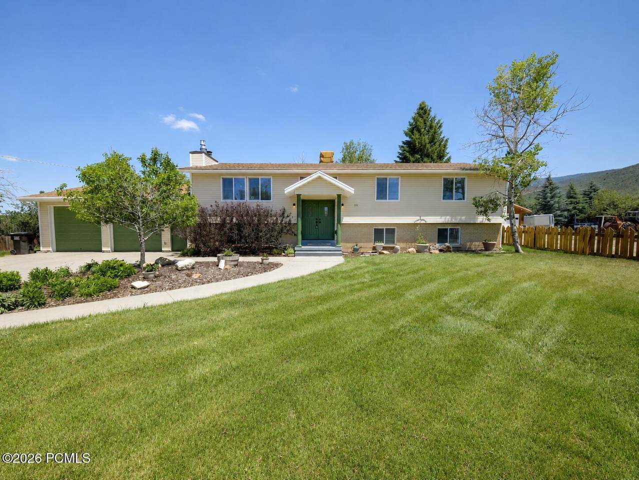 151 200 North - Photo 1