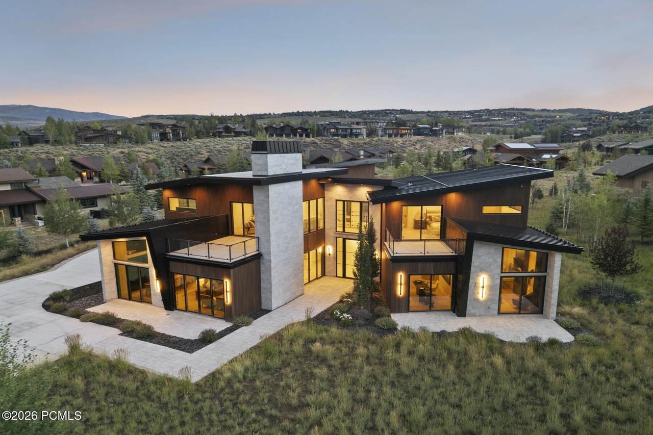 https://bt-photos.global.ssl.fastly.net/parkcity/1280_boomver_1_12603454-2.jpg