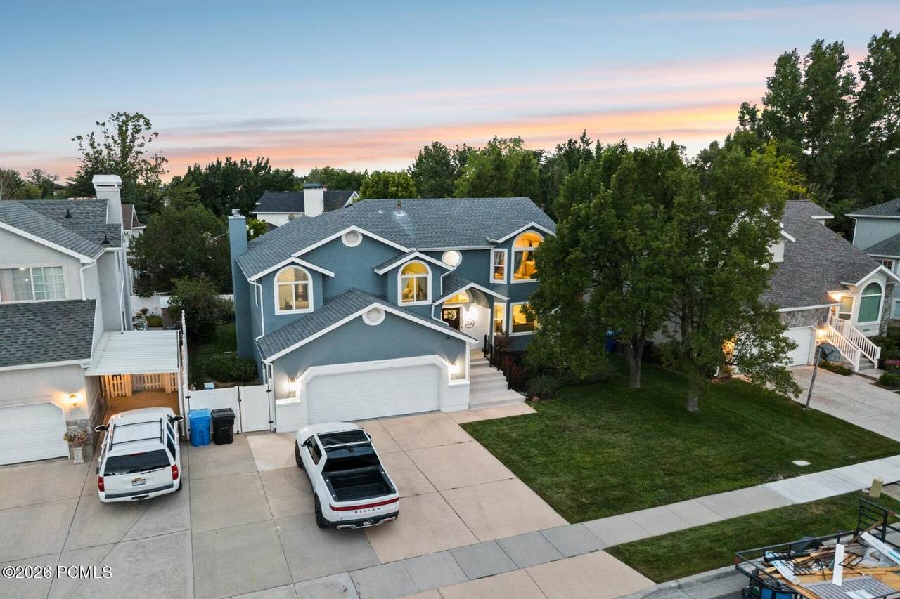 https://bt-photos.global.ssl.fastly.net/parkcity/1280_boomver_1_12603471-2.jpg