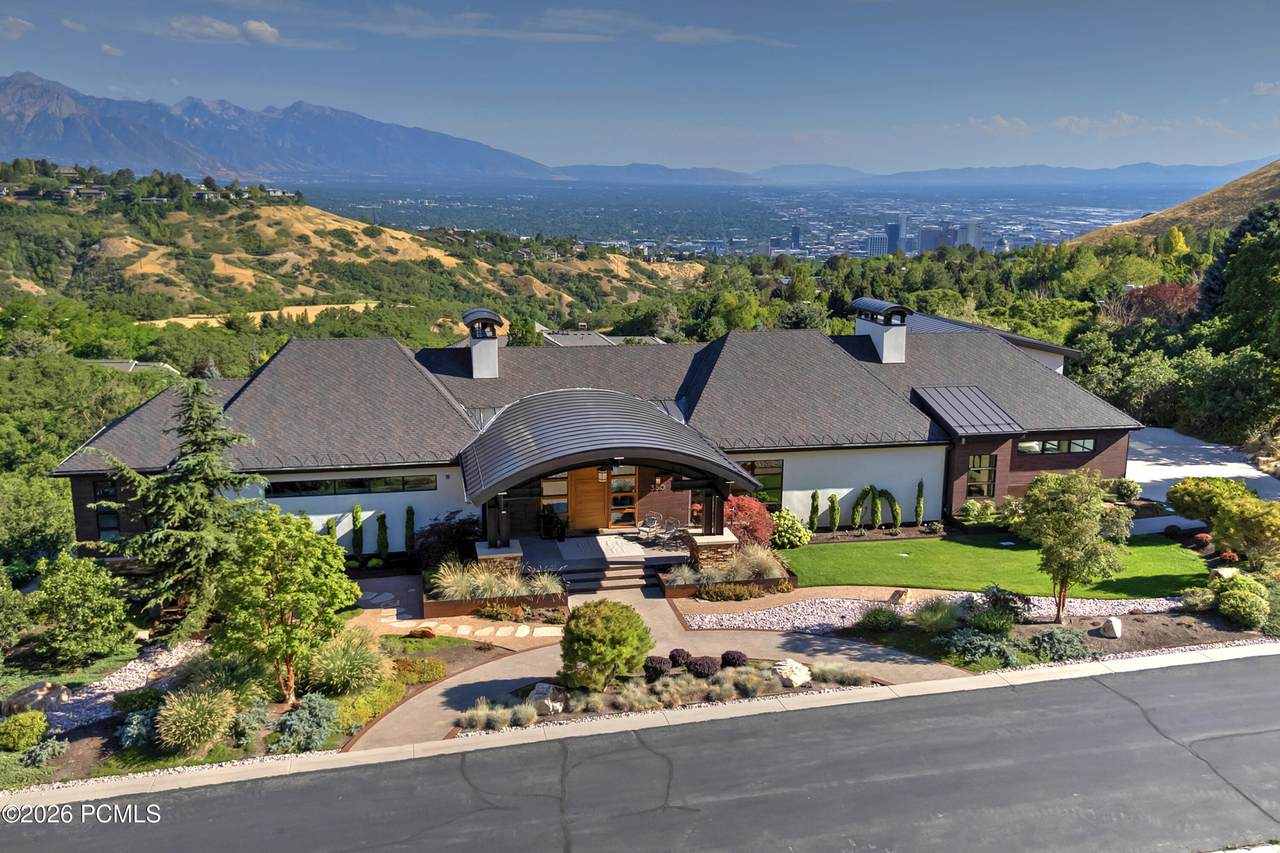 https://bt-photos.global.ssl.fastly.net/parkcity/1280_boomver_1_12603482-2.jpg