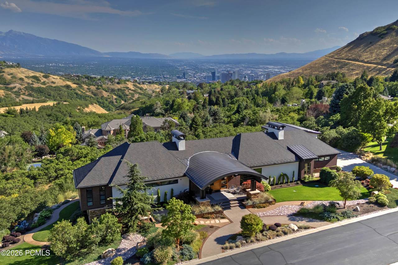 https://bt-photos.global.ssl.fastly.net/parkcity/1280_boomver_1_12603482-2.jpg