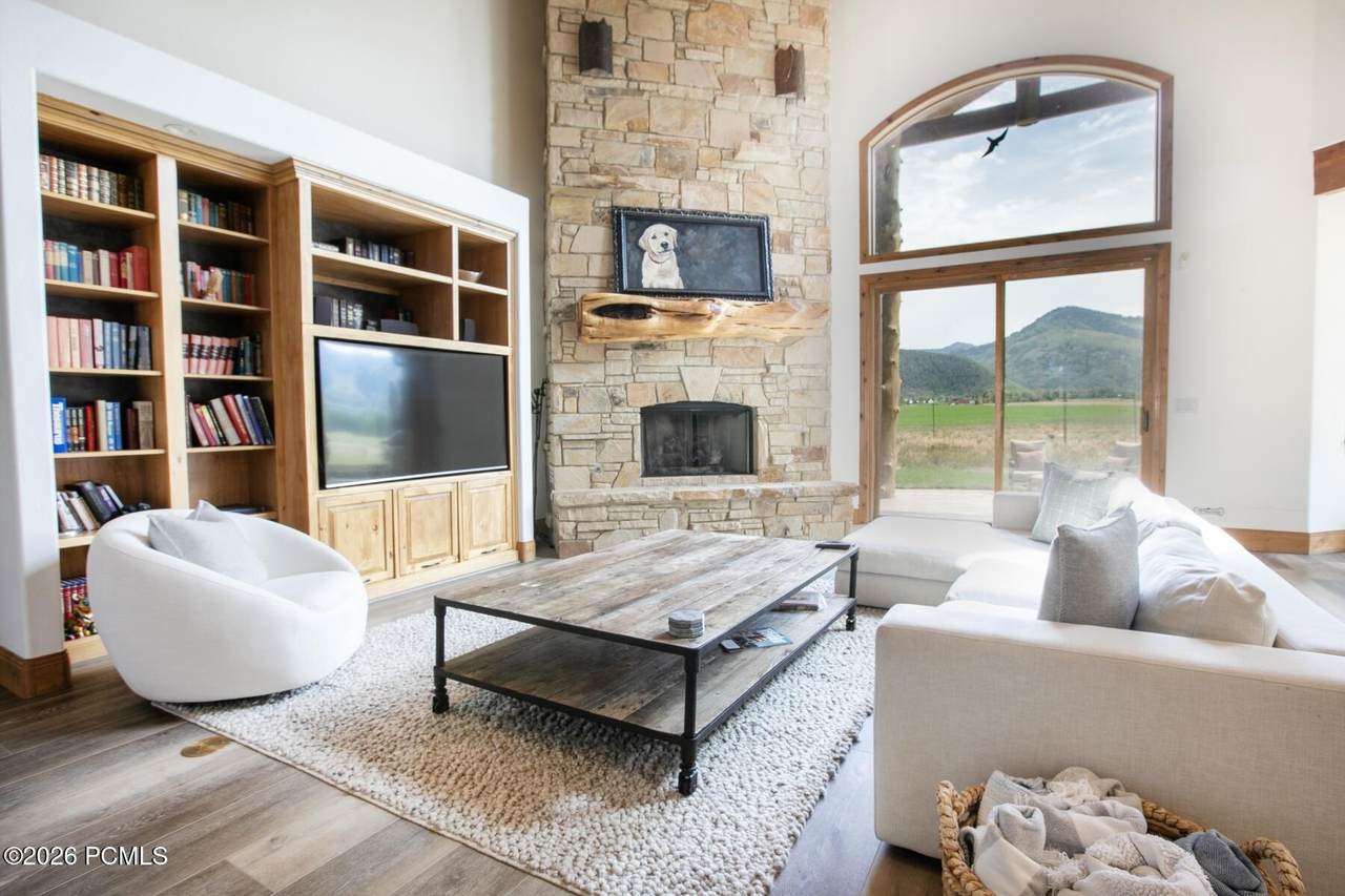 https://bt-photos.global.ssl.fastly.net/parkcity/1280_boomver_1_12603502-2.jpg