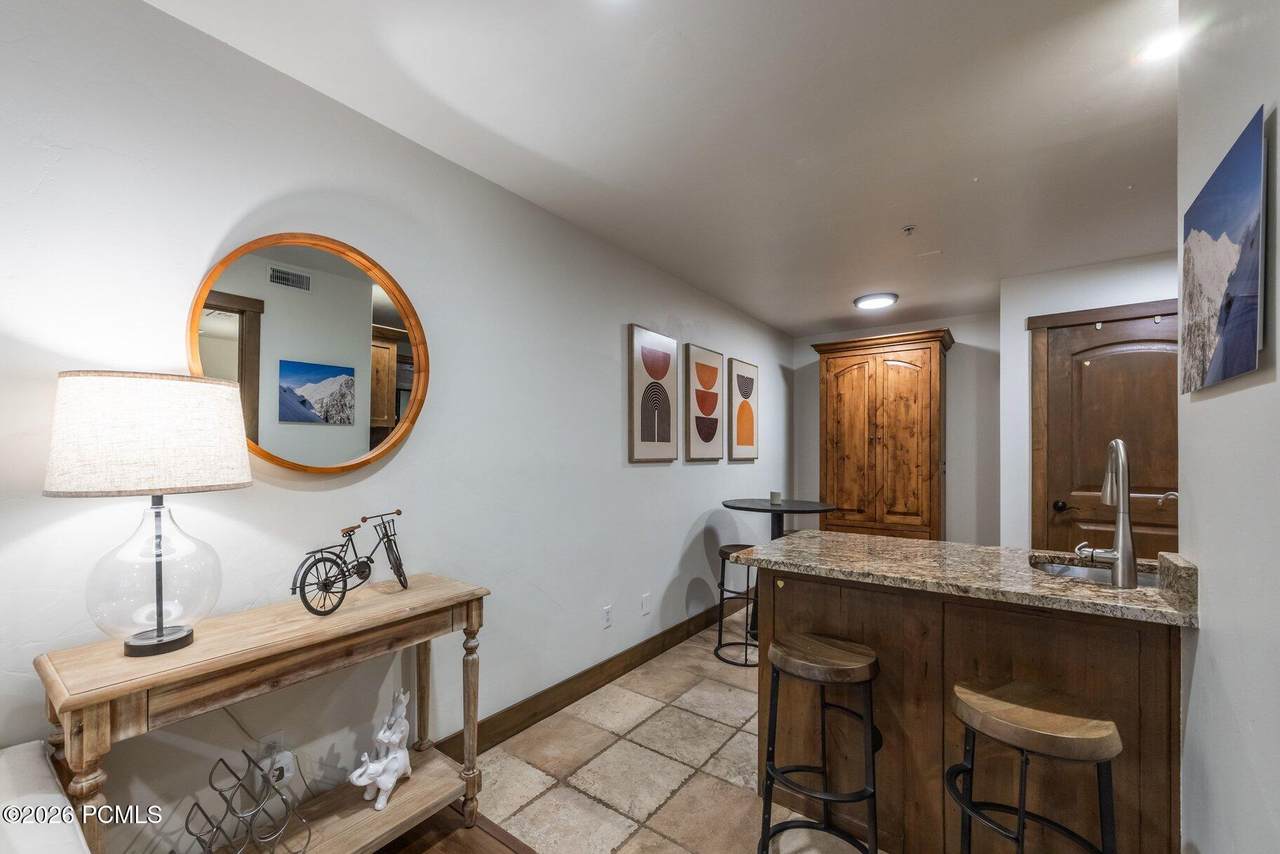https://bt-photos.global.ssl.fastly.net/parkcity/1280_boomver_1_12603528-2.jpg