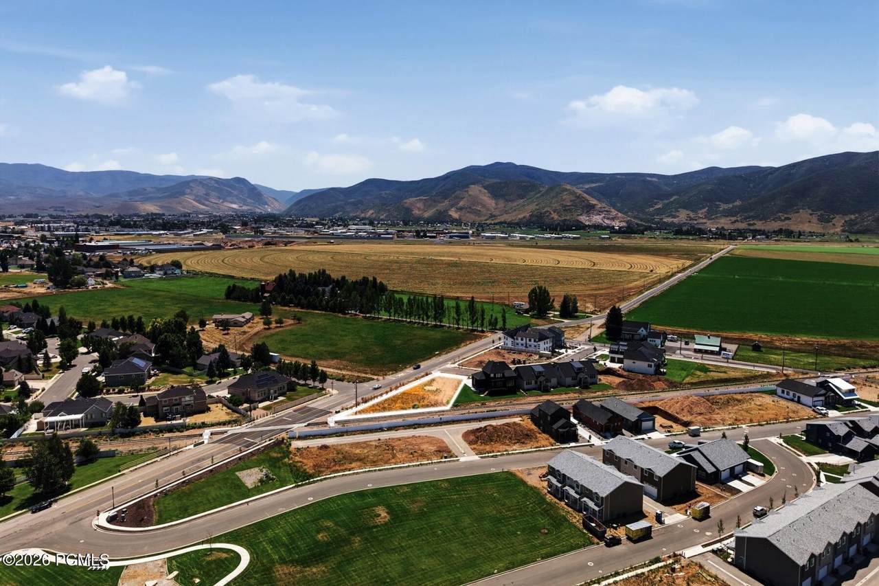 https://bt-photos.global.ssl.fastly.net/parkcity/1280_boomver_1_12603556-2.jpg