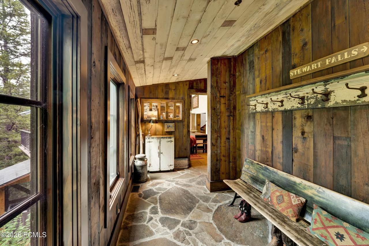 https://bt-photos.global.ssl.fastly.net/parkcity/1280_boomver_1_12603563-2.jpg