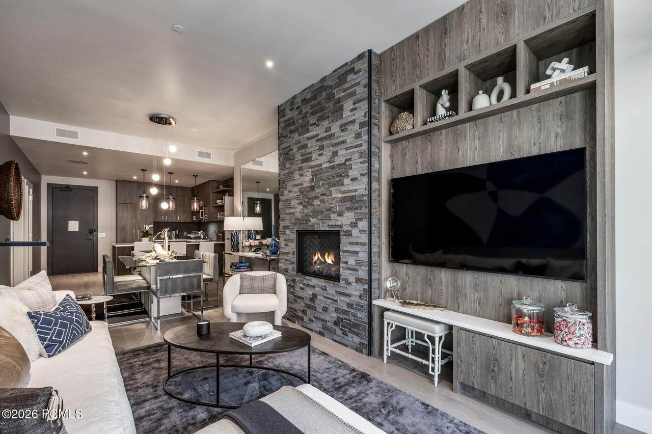https://bt-photos.global.ssl.fastly.net/parkcity/1280_boomver_1_12603577-2.jpg