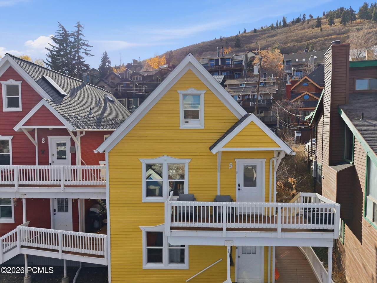 244 Woodside Avenue - Photo 1