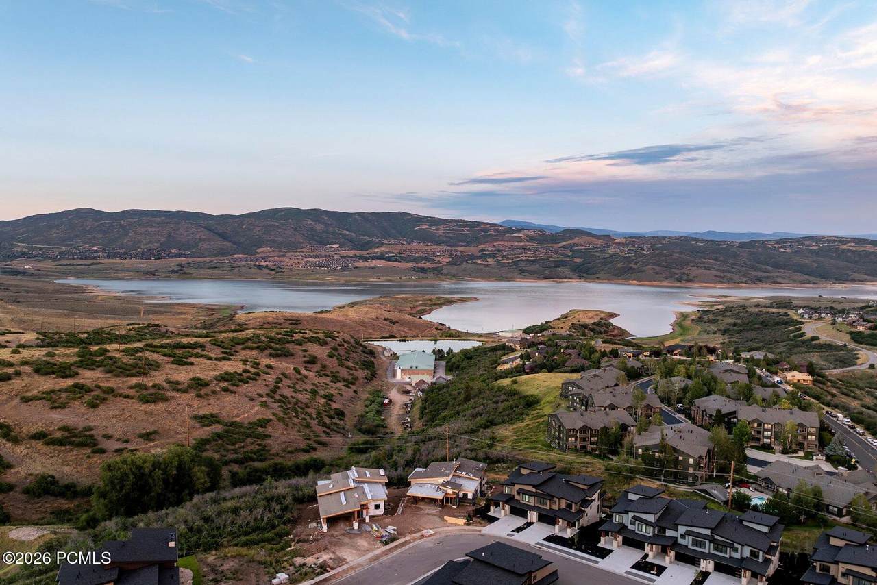 https://bt-photos.global.ssl.fastly.net/parkcity/1280_boomver_1_12603607-2.jpg