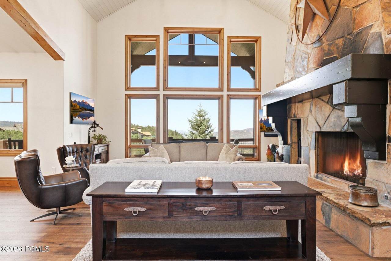 https://bt-photos.global.ssl.fastly.net/parkcity/1280_boomver_1_12603633-2.jpg