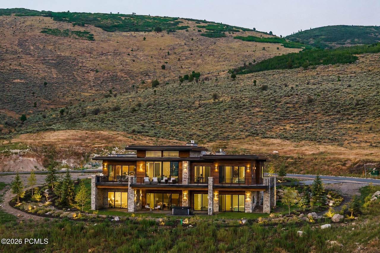 https://bt-photos.global.ssl.fastly.net/parkcity/1280_boomver_1_12603663-2.jpg