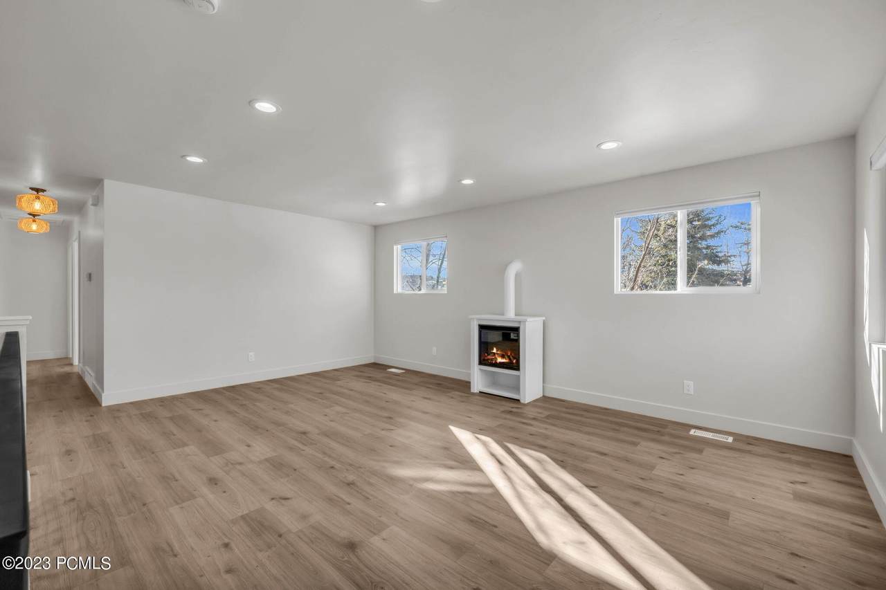 https://bt-photos.global.ssl.fastly.net/parkcity/1280_boomver_1_12603675-2.jpg