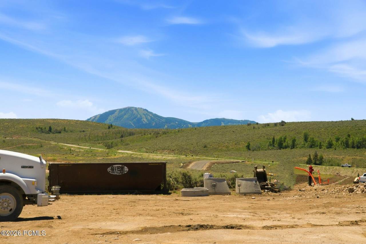 https://bt-photos.global.ssl.fastly.net/parkcity/1280_boomver_1_12603678-2.jpg