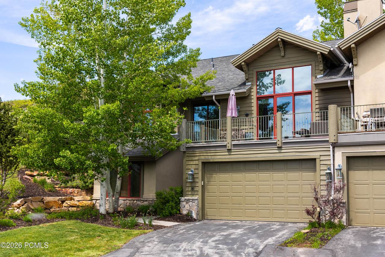 16 Gallivan Court - Photo 1