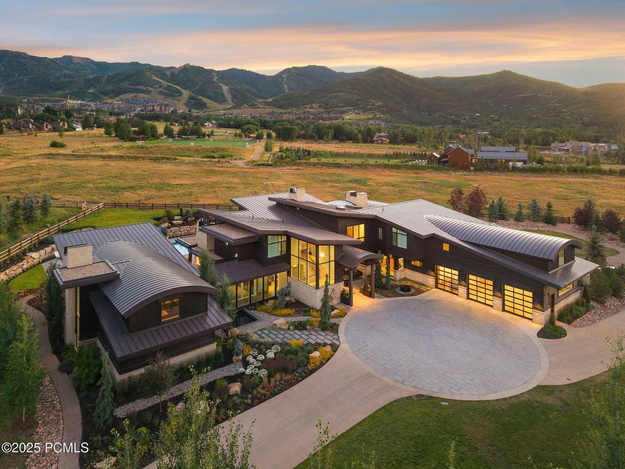 https://bt-photos.global.ssl.fastly.net/parkcity/1280_boomver_1_12603757-2.jpg