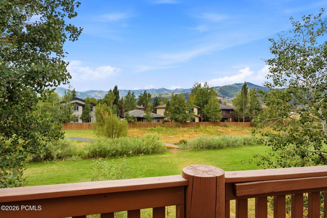 https://bt-photos.global.ssl.fastly.net/parkcity/1280_boomver_1_12603795-2.jpg
