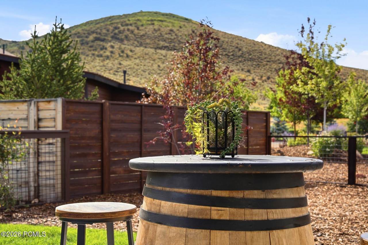 https://bt-photos.global.ssl.fastly.net/parkcity/1280_boomver_1_12603800-2.jpg