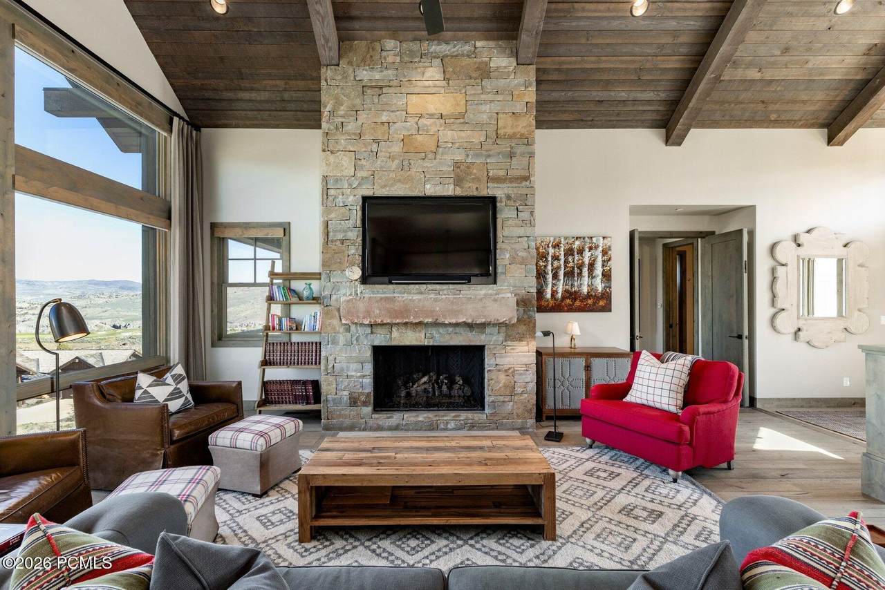 https://bt-photos.global.ssl.fastly.net/parkcity/1280_boomver_1_12603817-2.jpg