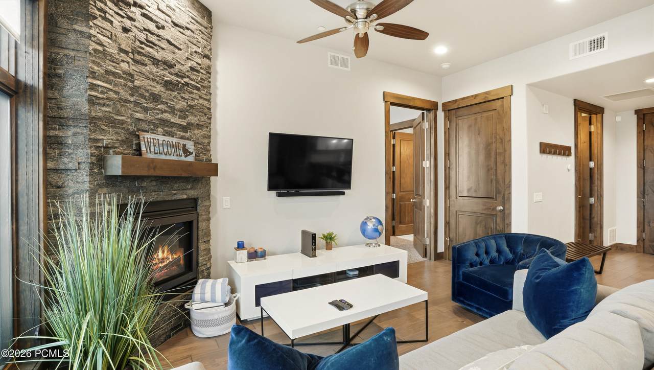 https://bt-photos.global.ssl.fastly.net/parkcity/1280_boomver_1_12603833-2.jpg