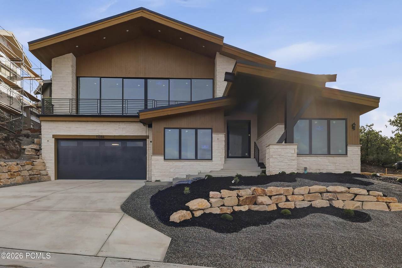 11386 White Tail Court - Photo 1