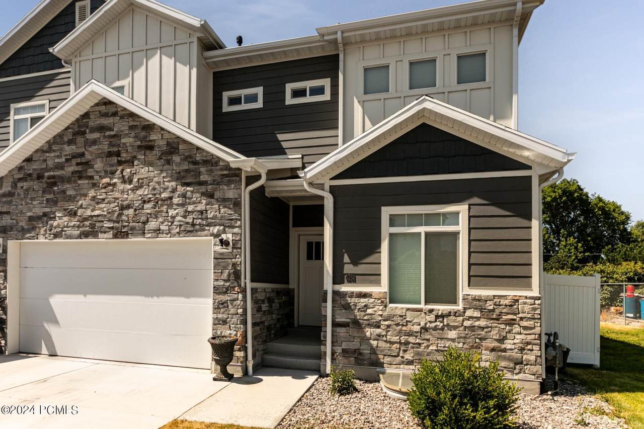 4261 Steele Creek Court - Photo 1