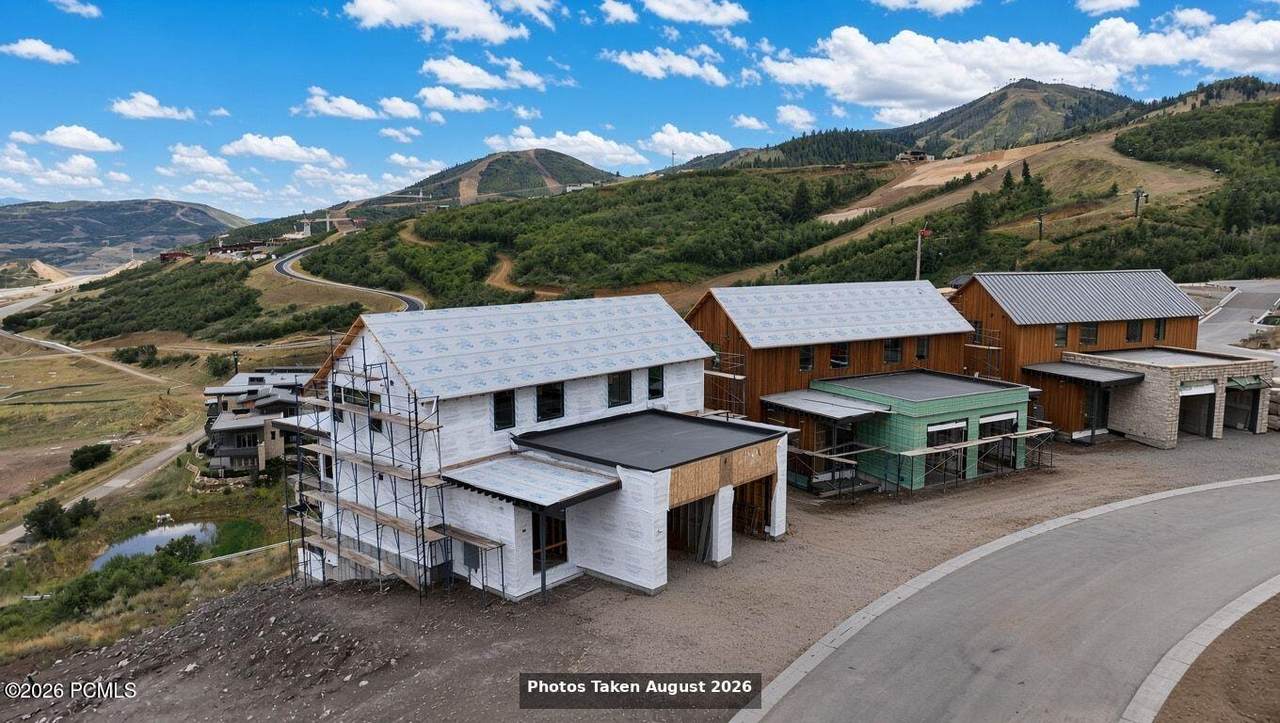 https://bt-photos.global.ssl.fastly.net/parkcity/1280_boomver_1_12603991-2.jpg