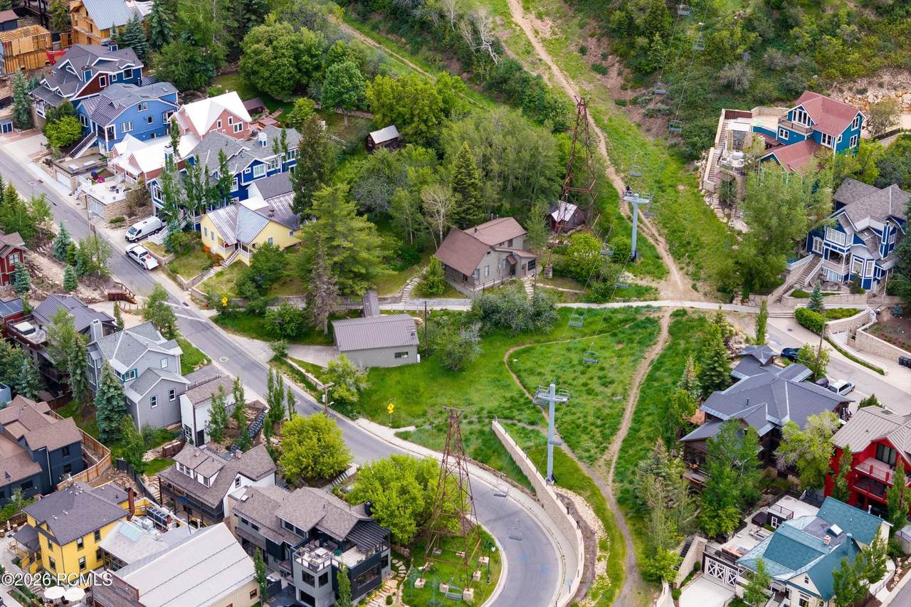 https://bt-photos.global.ssl.fastly.net/parkcity/1280_boomver_1_12603996-2.jpg