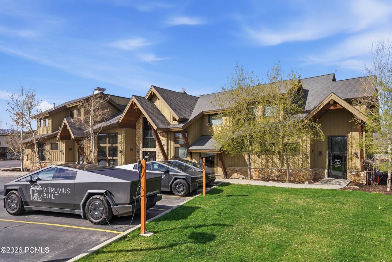 https://bt-photos.global.ssl.fastly.net/parkcity/1280_boomver_1_12604165-2.jpg
