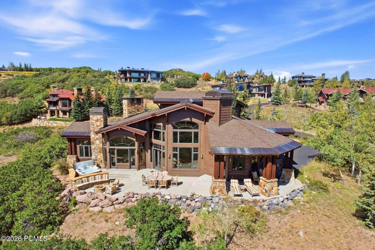 8425 Sunrise Loop - Photo 1