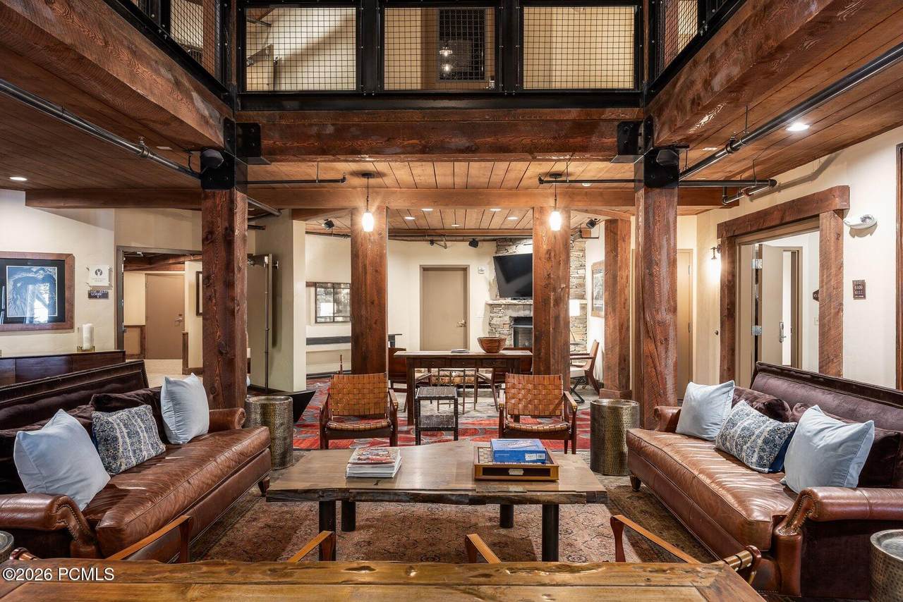 https://bt-photos.global.ssl.fastly.net/parkcity/1280_boomver_1_12604259-2.jpg