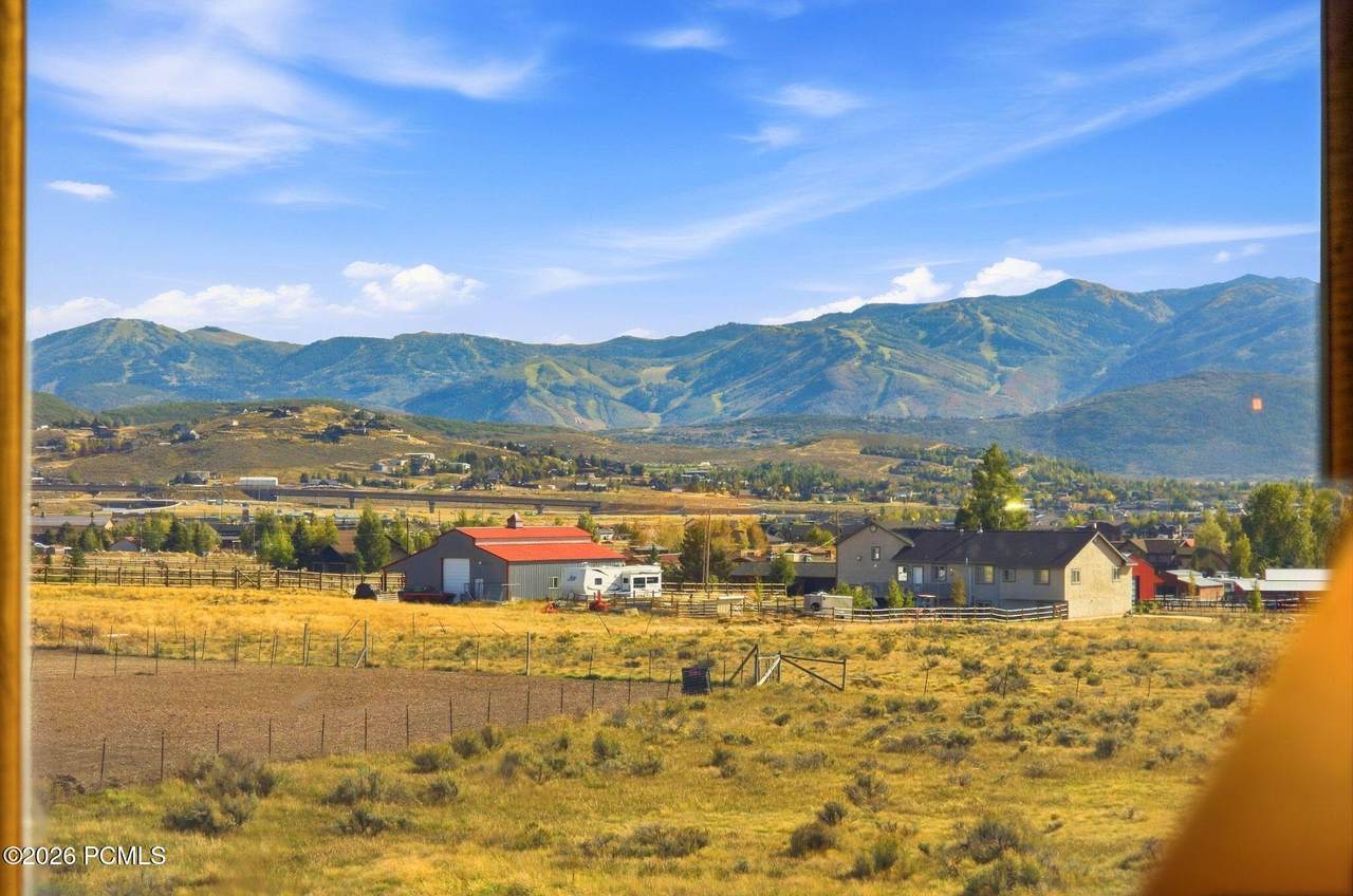 https://bt-photos.global.ssl.fastly.net/parkcity/1280_boomver_1_12604260-2.jpg