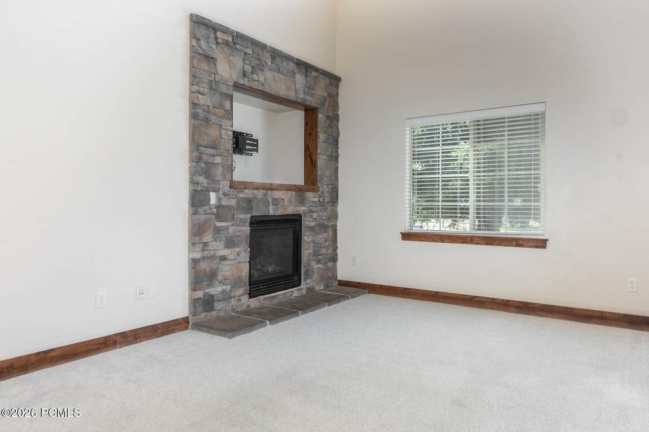 https://bt-photos.global.ssl.fastly.net/parkcity/1280_boomver_2_12604307-2.jpg