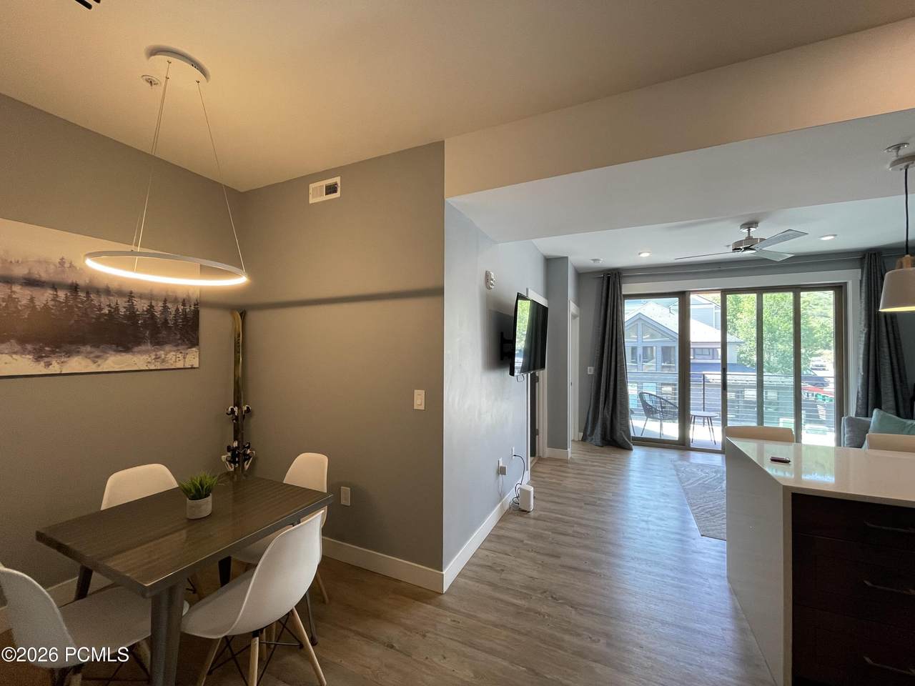 https://bt-photos.global.ssl.fastly.net/parkcity/1280_boomver_1_12604413-2.jpg