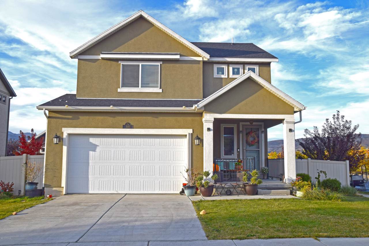 318 Meadow Walk Drive - Photo 1