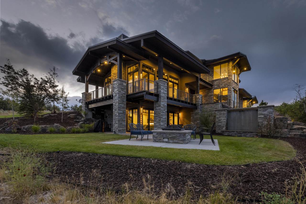 9885 Uinta Drive - Photo 1