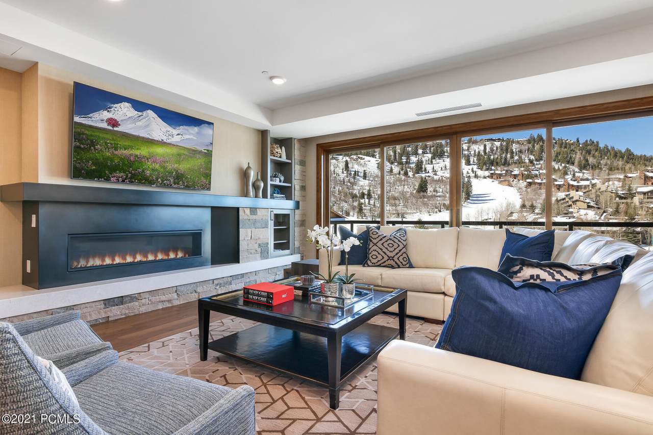 2290 Deer Valley Drive - Photo 1