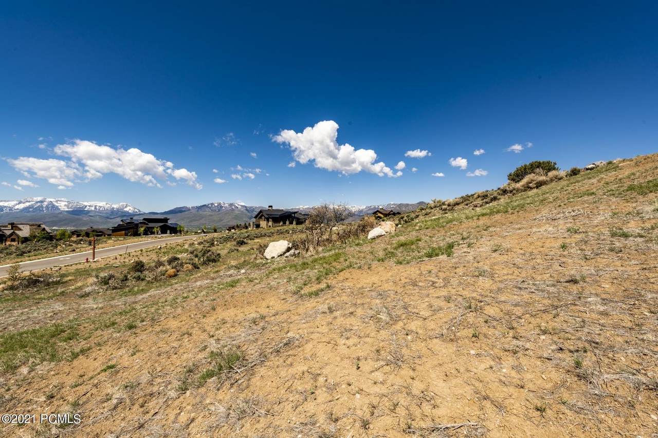 2075 Notch Mountain Circle - Photo 1
