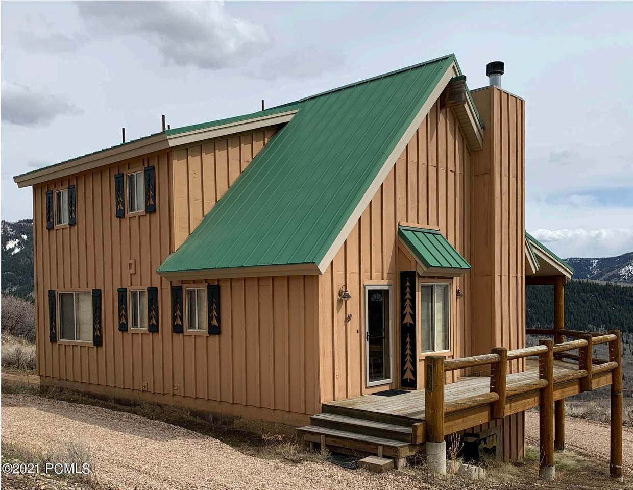132 Mountain View - Photo 1