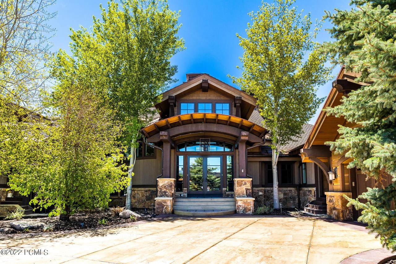 6068 Dakota Trail - Photo 1
