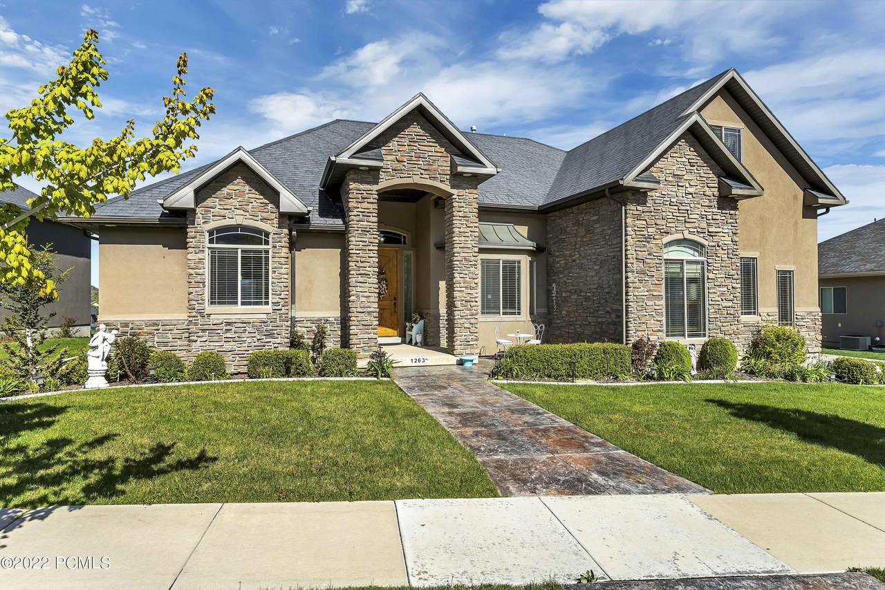 1263 Bear Hollow Lane - Photo 1