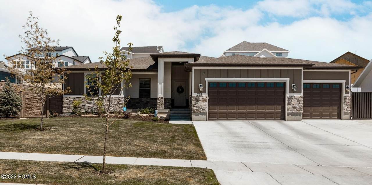 738 Rolling Hills Drive - Photo 1