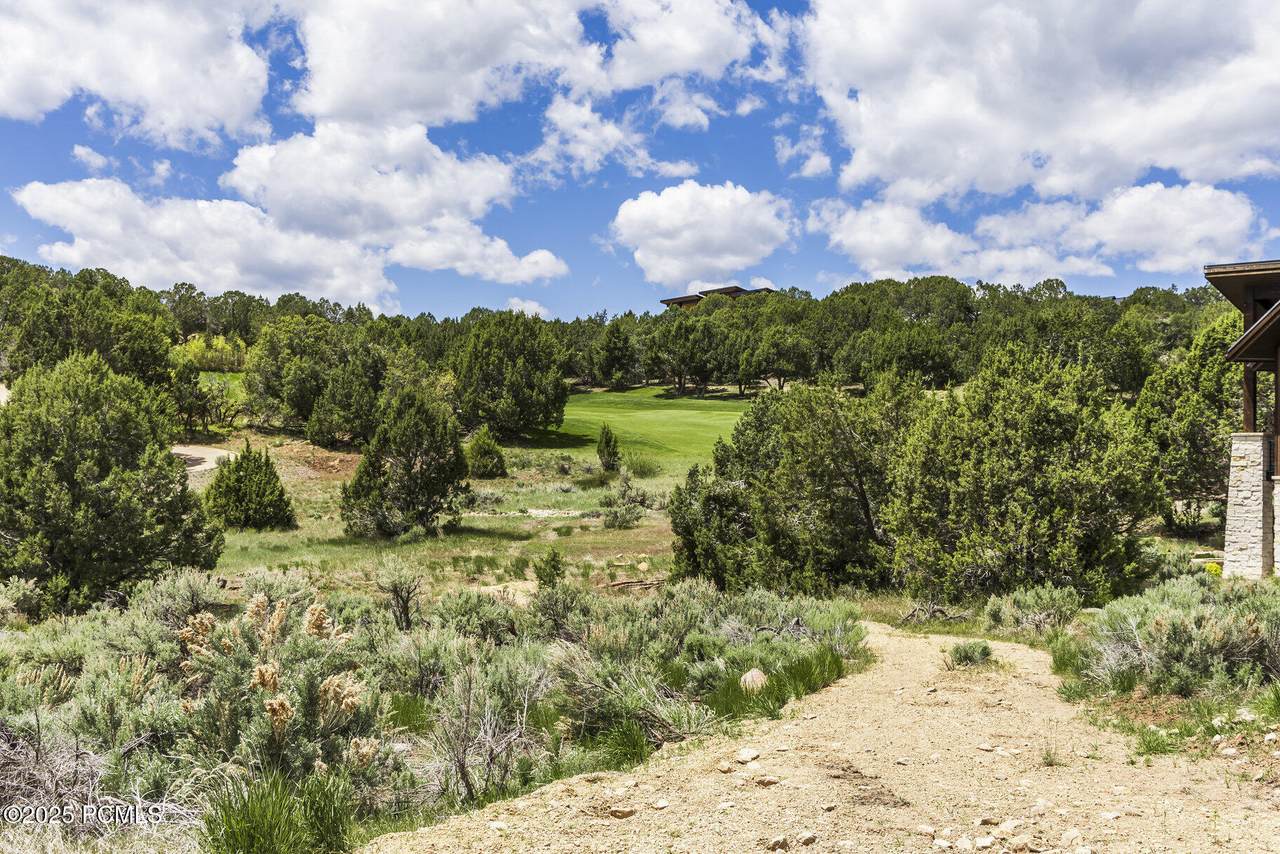 549 Red Mountain Court - Photo 1