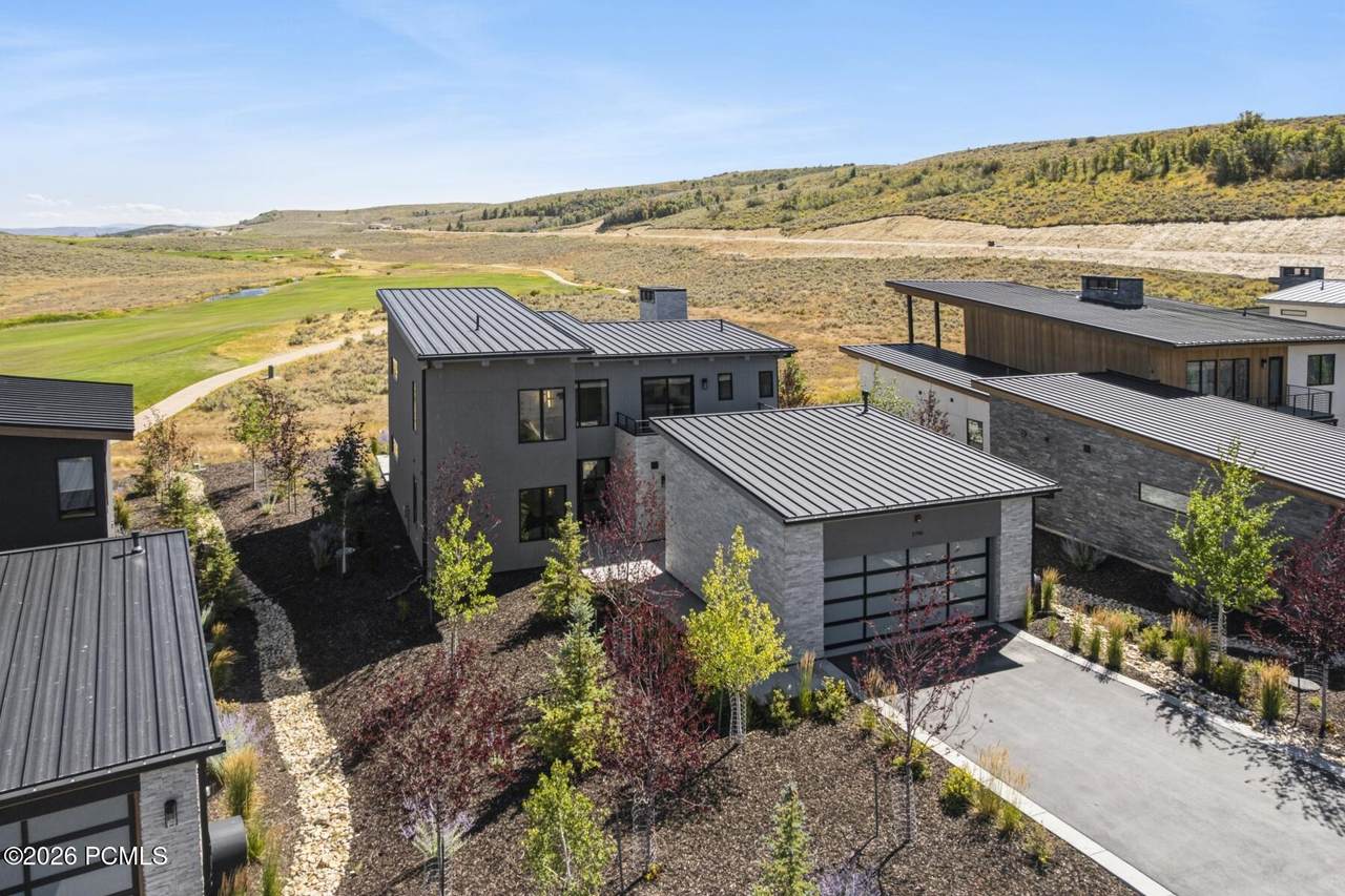https://bt-photos.global.ssl.fastly.net/parkcity/1280_boomver_2_12500981-2.jpg
